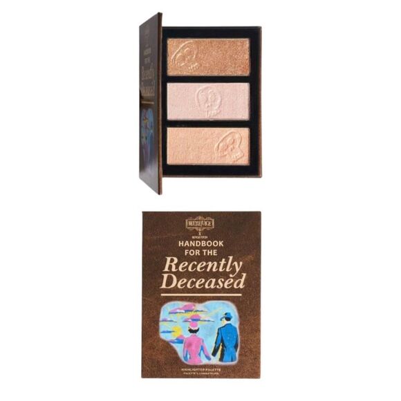Beetlejuice x Revolution Handbook for the Recently Deceased Highlighter Palette - Picture 1 of 11